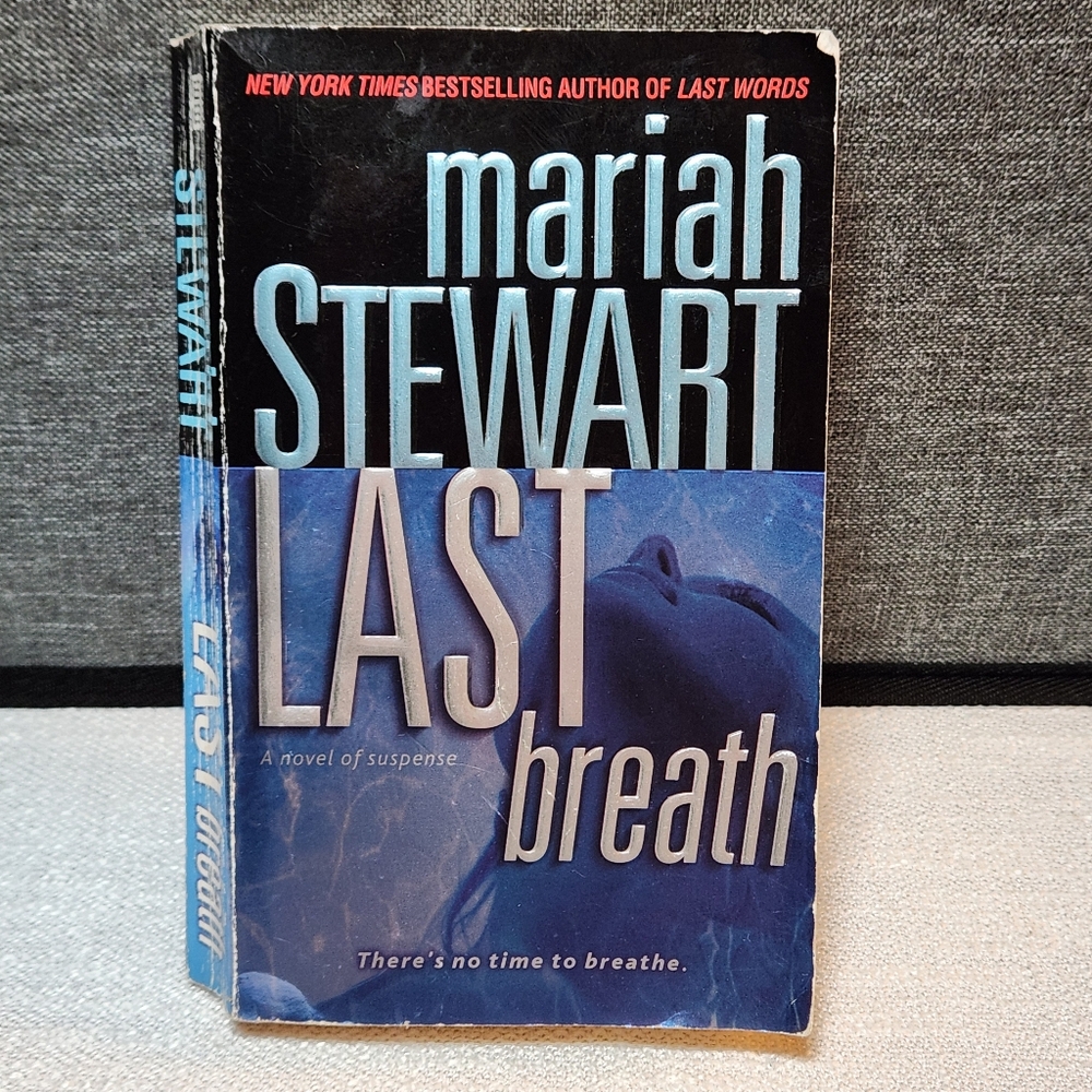 Last Breath Mariah Stewart Paperback Book